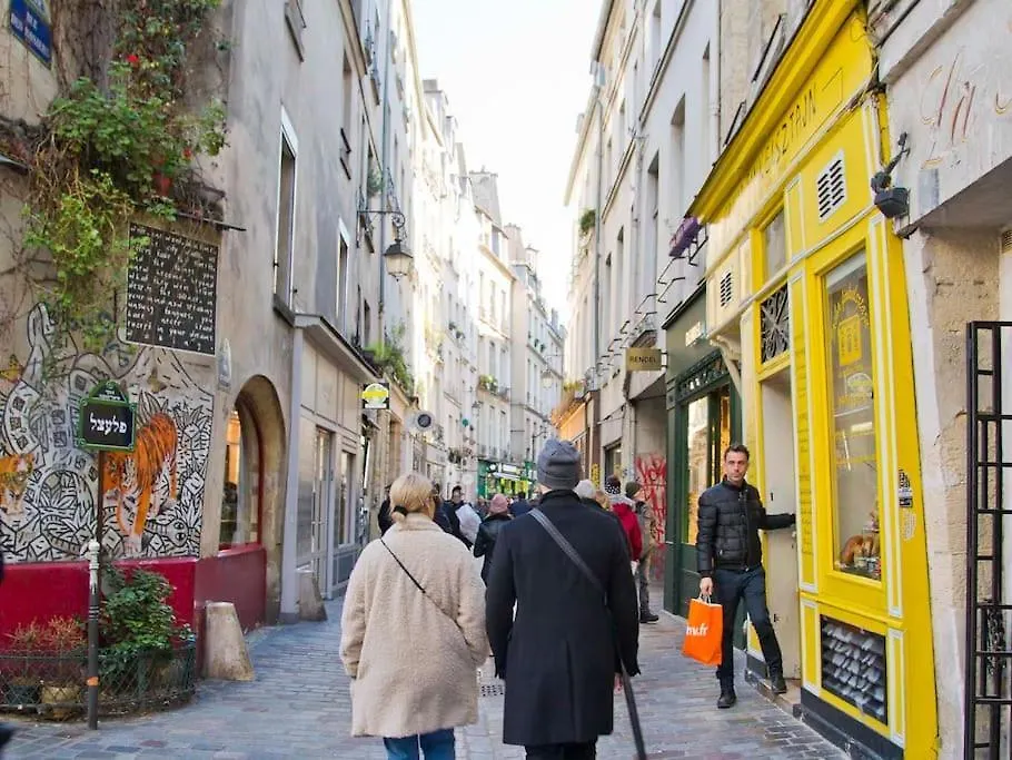 Charming Apartment Rue Des Rosiers Párizs